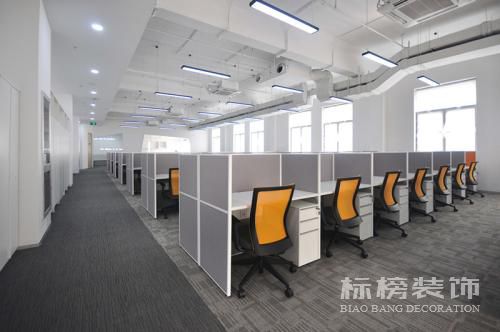 深圳辦公室裝修如何選擇家具？